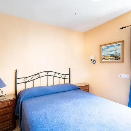 Апартаменты Detached House Big Terrace, Few Steps Away From The Beach, Paddel, Golf, Bbq