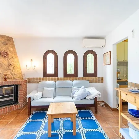 Apartamento Detached House Big Terrace, Few Steps Away From The Beach, Paddel, Golf, Bbq